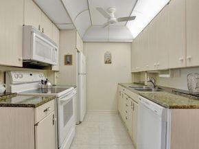 432 Grantham B, Deerfield Beach FL 33442