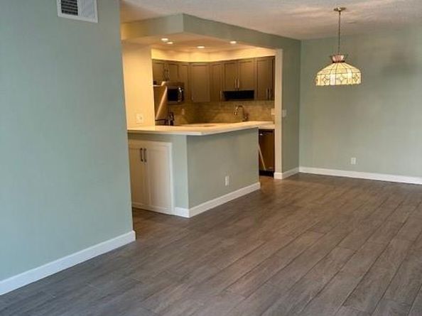 130 Cypress Club Dr 323, Pompano Beach FL 33060
