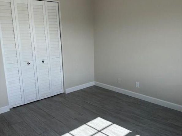 130 Cypress Club Dr 323, Pompano Beach FL 33060