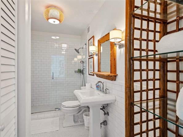 525 Coral Way, Fort Lauderdale FL 33301