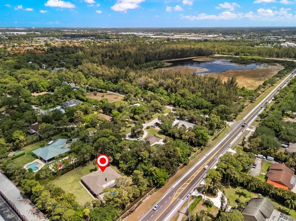 8785 Thousand Pines Circle, West Palm Beach FL 33411
