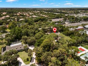 8785 Thousand Pines Circle, West Palm Beach FL 33411