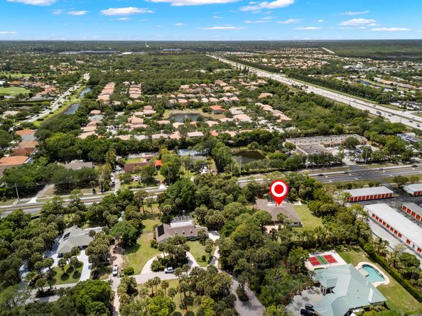8785 Thousand Pines Circle, West Palm Beach FL 33411