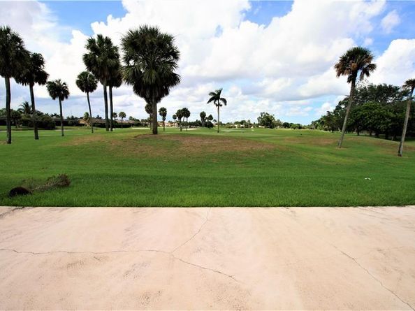 7445 Bay Hill Dr 7445, Hialeah FL 33015