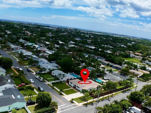 380 Laurie Road, West Palm Beach FL 33405