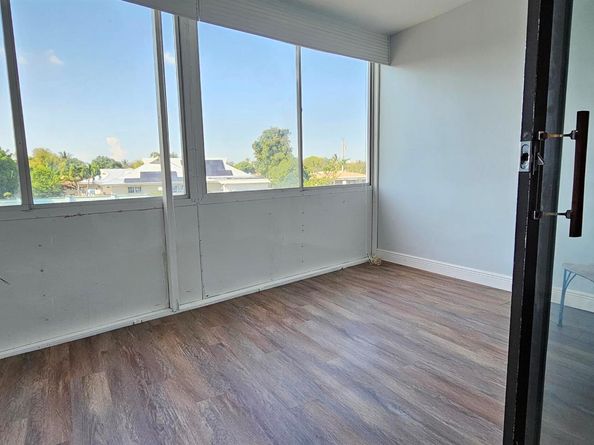 4141 NW 44th Avenue 217, Lauderdale Lakes FL 33319