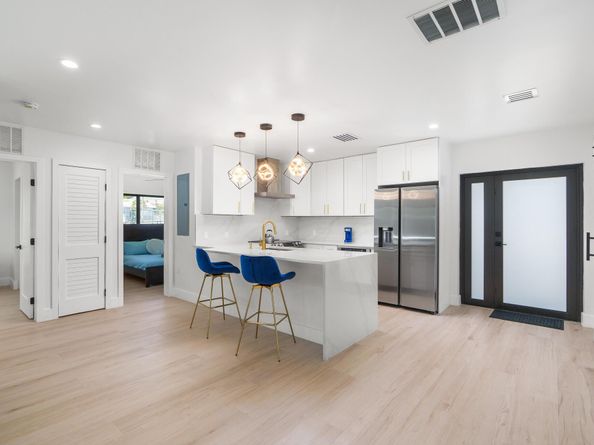 303/305 De Carie, Delray Beach FL 33444