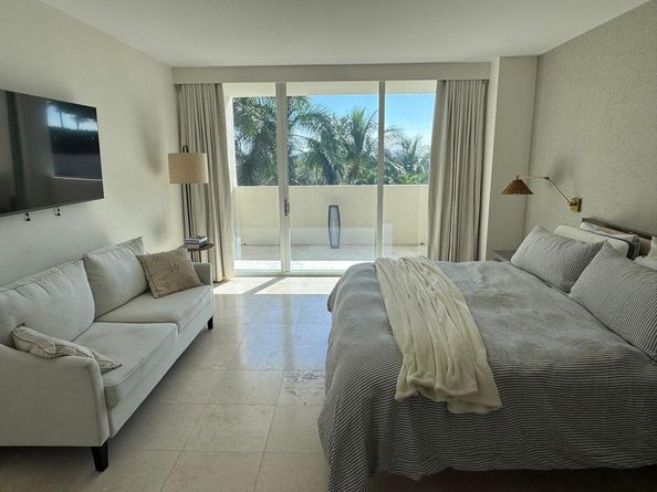 3400 SW 27th Avenue 303, Miami FL 33133