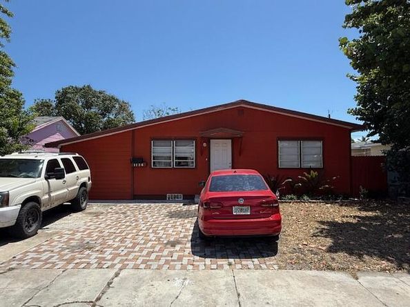 1126 S L Street, Lake Worth Beach FL 33460