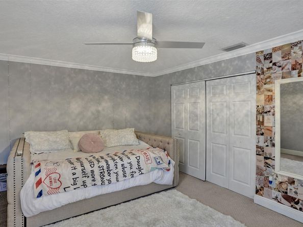2565 Kerry Dr, Cooper City FL 33026
