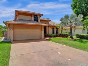 2565 Kerry Dr, Cooper City FL 33026
