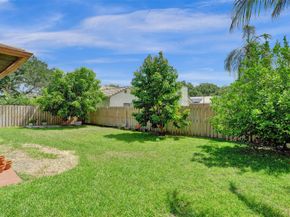 2565 Kerry Dr, Cooper City FL 33026