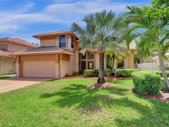 2565 Kerry Dr