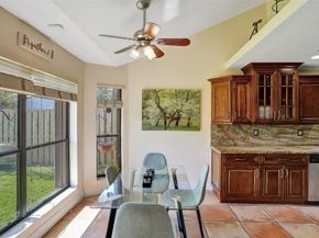 2565 Kerry Dr, Cooper City FL 33026