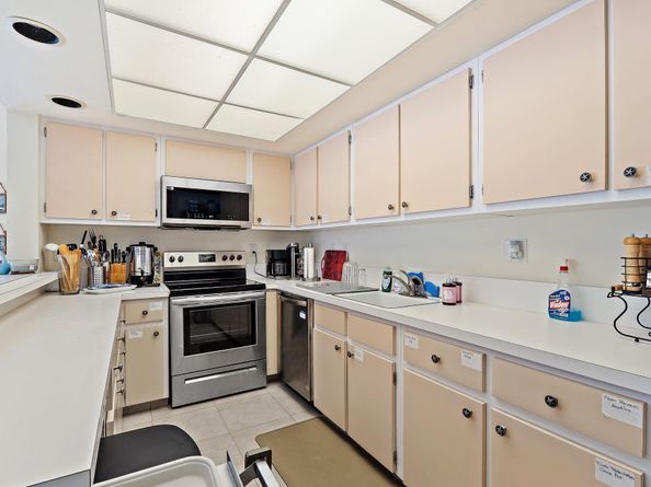 5480 N Ocean Drive A7a, Singer Island FL 33404