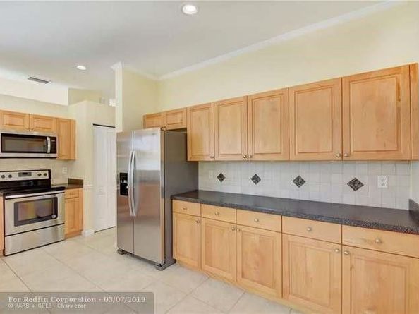 5874 NW 49th Ln, Coconut Creek FL 33073
