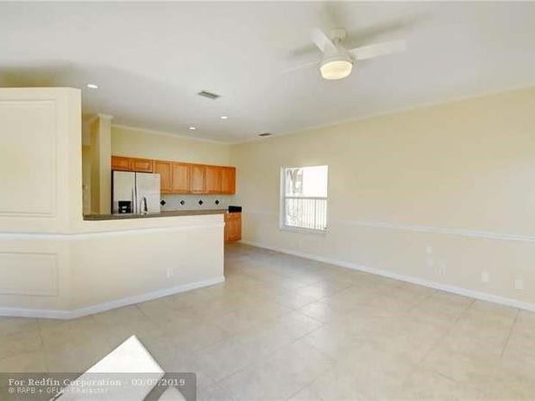 5874 NW 49th Ln, Coconut Creek FL 33073