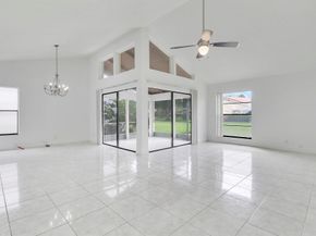 5695 Lakeview Mews Drive, Boynton Beach FL 33437