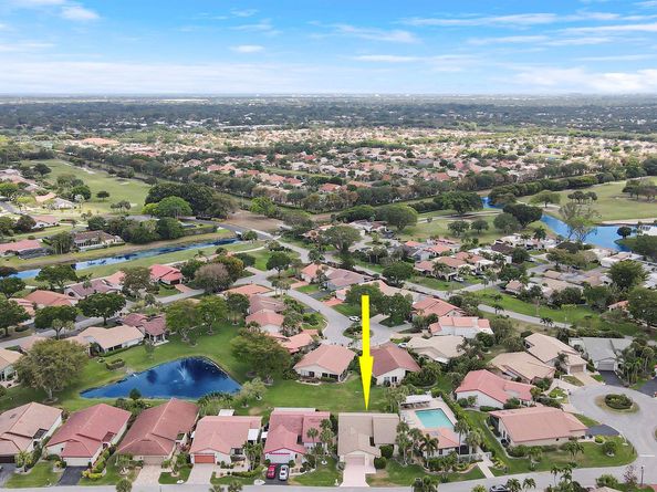 5695 Lakeview Mews Drive, Boynton Beach FL 33437