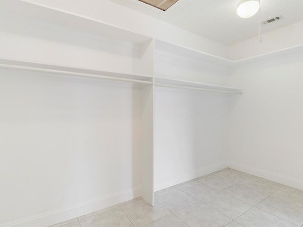 5695 Lakeview Mews Drive, Boynton Beach FL 33437