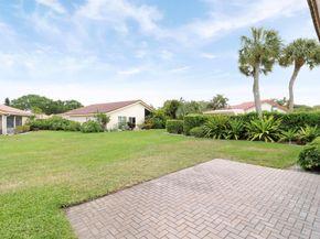 5695 Lakeview Mews Drive, Boynton Beach FL 33437