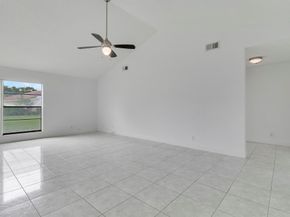 5695 Lakeview Mews Drive, Boynton Beach FL 33437