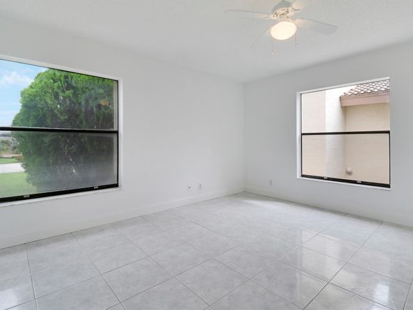 5695 Lakeview Mews Drive, Boynton Beach FL 33437
