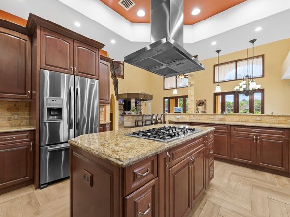 11621 SW 1st St, Plantation FL 33325