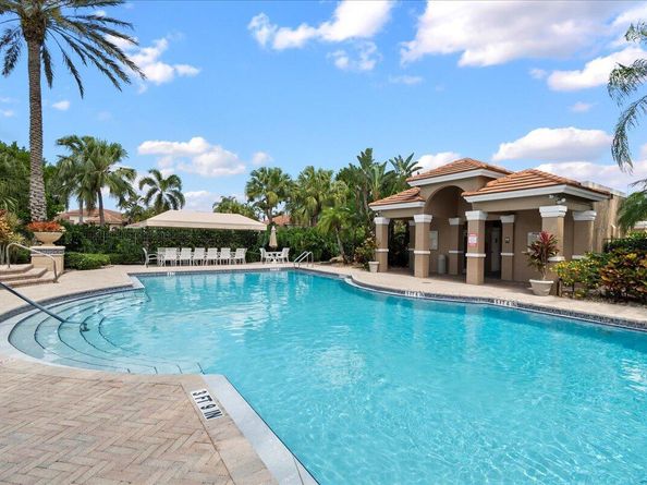 10839 Royal Devon Way, Lake Worth FL 33449