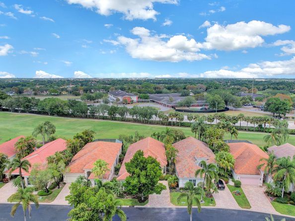 10839 Royal Devon Way, Lake Worth FL 33449