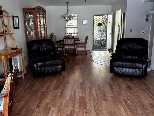 2831 Somerset Dr 118, Lauderdale Lakes FL 33311