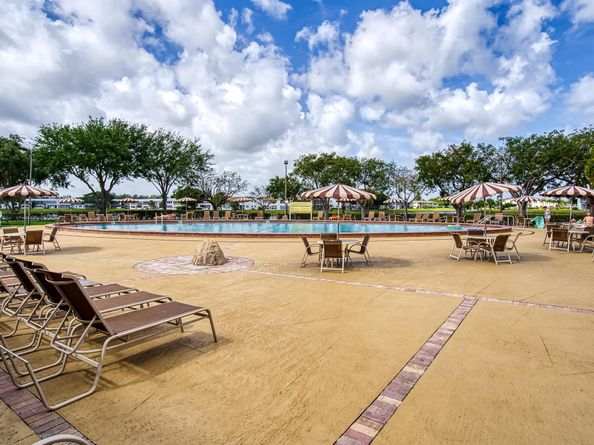 127 Southampton B 127, West Palm Beach FL 33417