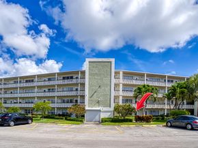 127 Southampton B 127, West Palm Beach FL 33417