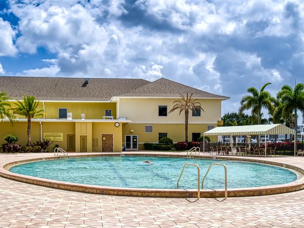 127 Southampton B 127, West Palm Beach FL 33417