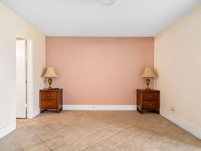 127 Southampton B 127, West Palm Beach FL 33417