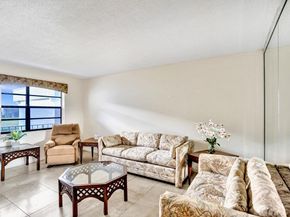 475 Piedmont J, Delray Beach FL 33484