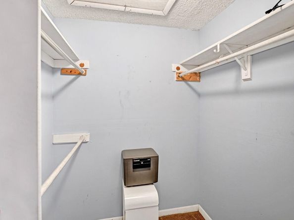 475 Piedmont J, Delray Beach FL 33484