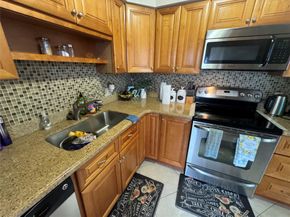 777 SE 2nd Ave 204, Deerfield Beach FL 33441