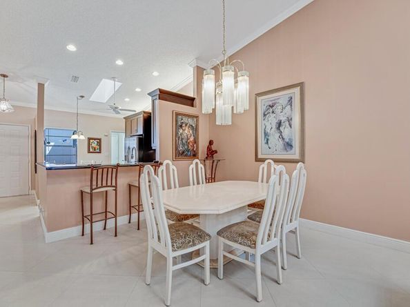 6069 Sunny Pointe Circle, Delray Beach FL 33484
