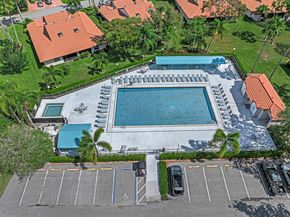 6069 Sunny Pointe Circle, Delray Beach FL 33484