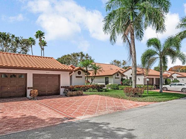 6069 Sunny Pointe Circle, Delray Beach FL 33484