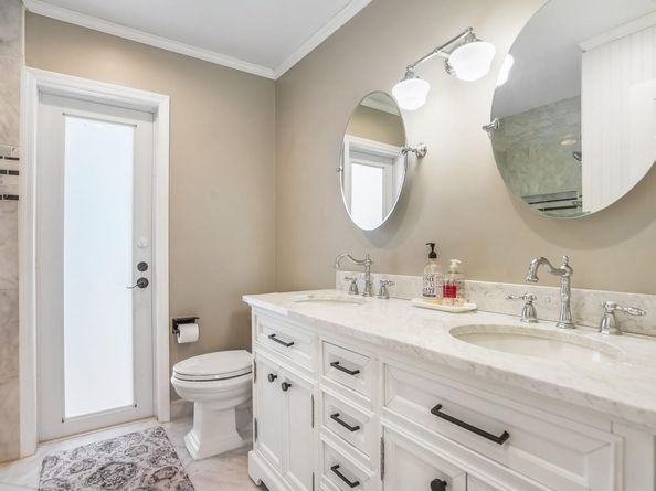 5921 SW 18th St, Plantation FL 33317