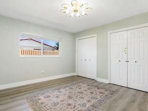 5921 SW 18th St, Plantation FL 33317