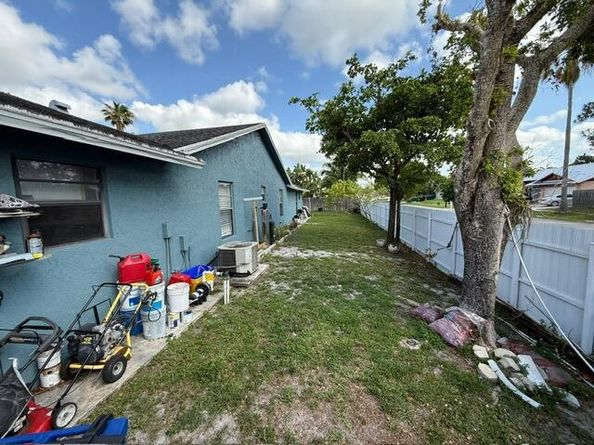 287 Ponce De Leon Street, Royal Palm Beach FL 33411