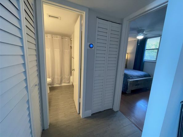 111 Lake Emerald Dr 308, Oakland Park FL 33309
