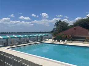111 Lake Emerald Dr 308, Oakland Park FL 33309