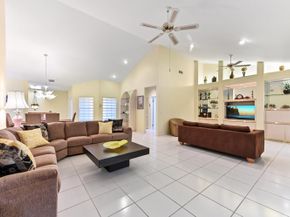 11683 Briarwood Circle 4, Boynton Beach FL 33437