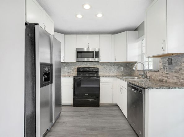 417 SW 8th Avenue, Delray Beach FL 33444