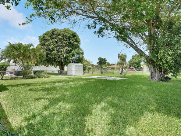 417 SW 8th Avenue, Delray Beach FL 33444