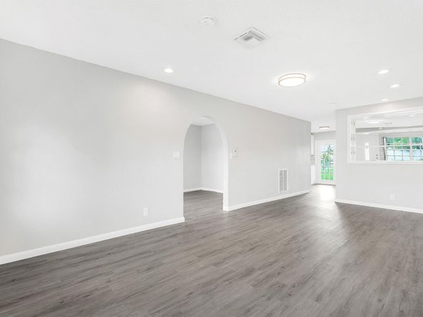 417 SW 8th Avenue, Delray Beach FL 33444
